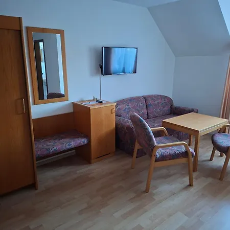 Gaestezimmer Hagenschiess *