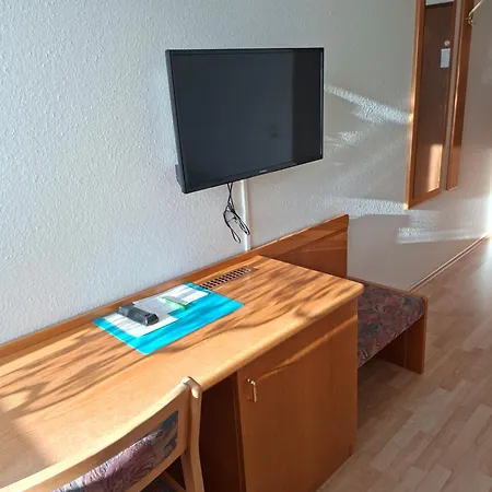 Мини-отель Gaestezimmer Hagenschiess Пфорцхайм